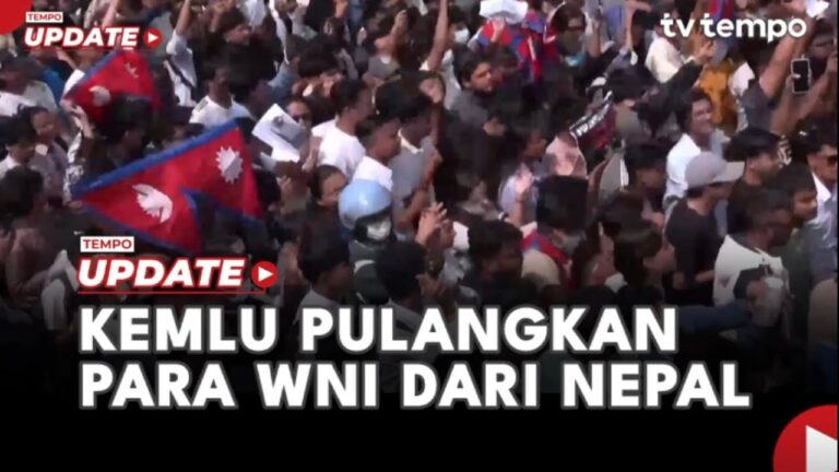 Youtube Thumnail image of : Kementerian Luar Negeri Pulangkan Puluhan WNI dari Nepal