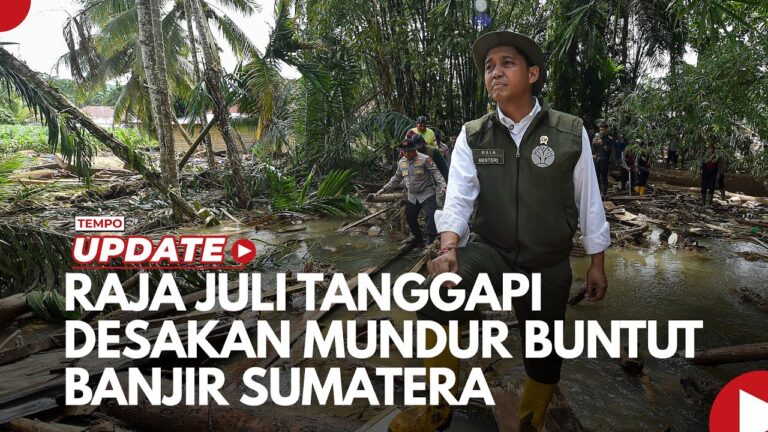Youtube Thumnail image of : Raja Juli Tanggapi Desakan Mundur Buntut Banjir Sumatera: Kekuasaan Milik Allah